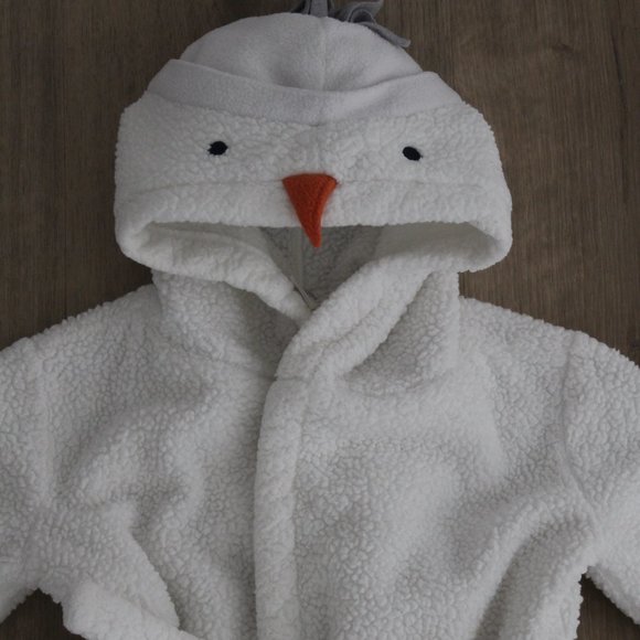 Baby Gap white hooded robe size 2-3 T - Picture 4 of 10